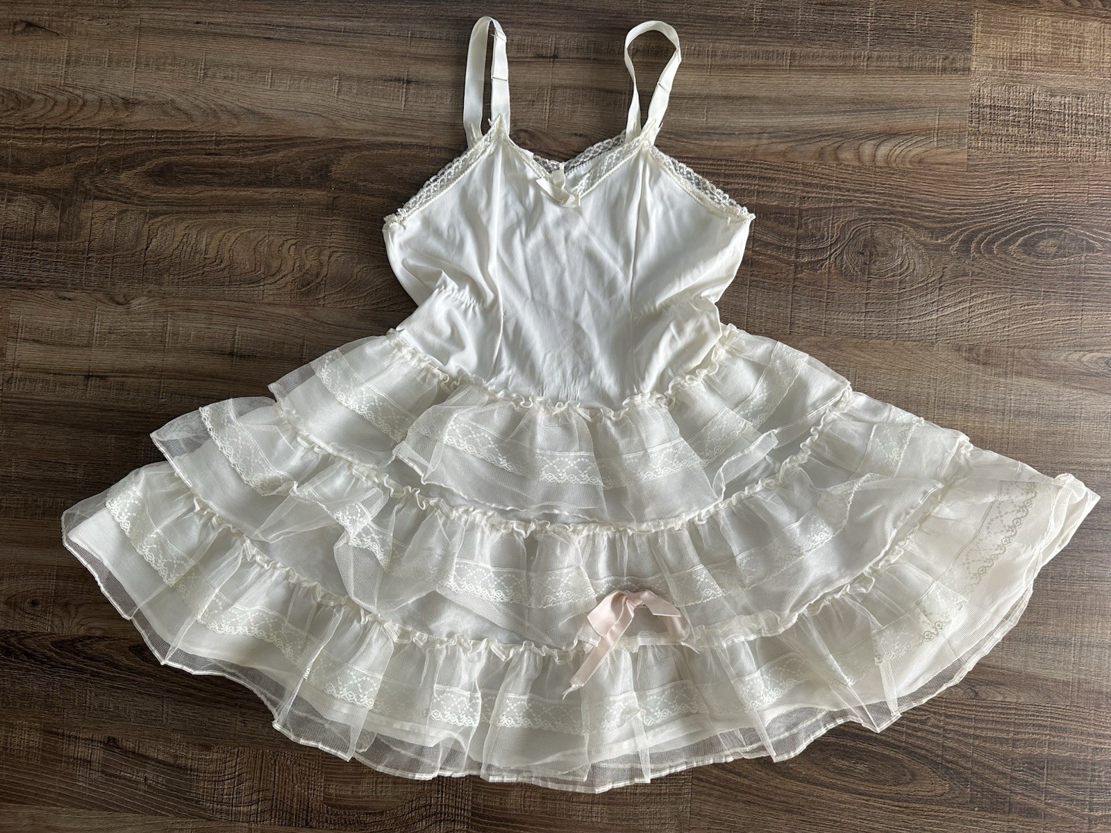Vintage Her Majesty Off White Lace Trimmed Slip Petticoat Size 6