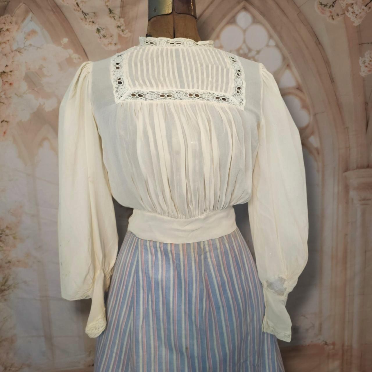 Antique Cream Lace Blouse w/ Puffy Sleeves Chiffon Prairie 1910s 1900s Top Shirt