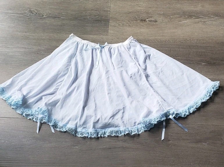 Baby Blue Lingerie Bloomers Skirt Lace Trim Sz S-L? Elastic Waist 22&Prime;-38&Prime;W READ