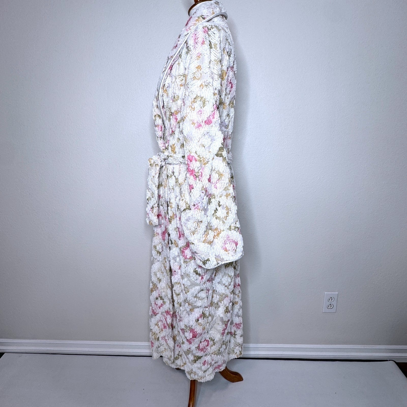 VTG STAN HERMAN Herbcraft 80s Chenille Maxi Robe LG Floral Belt Grandma Coquette
