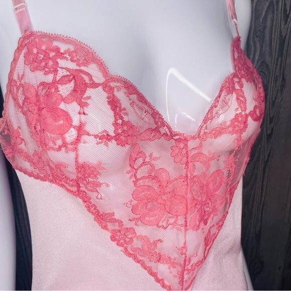 Modern Vintage Lingerie Emilio Pucci French lace embroidered pink body suit lrg