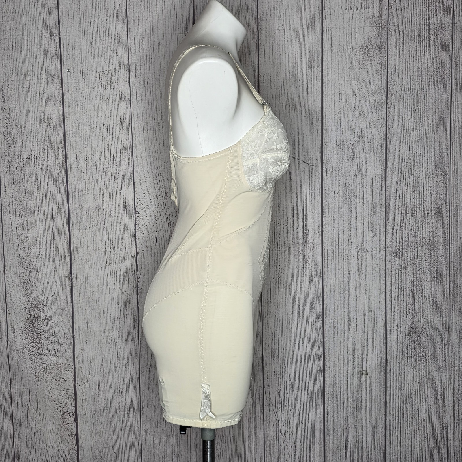 Vintage Montgomery Ward Long Leg Shapewear Body Briefer Garter Tabs Size 38