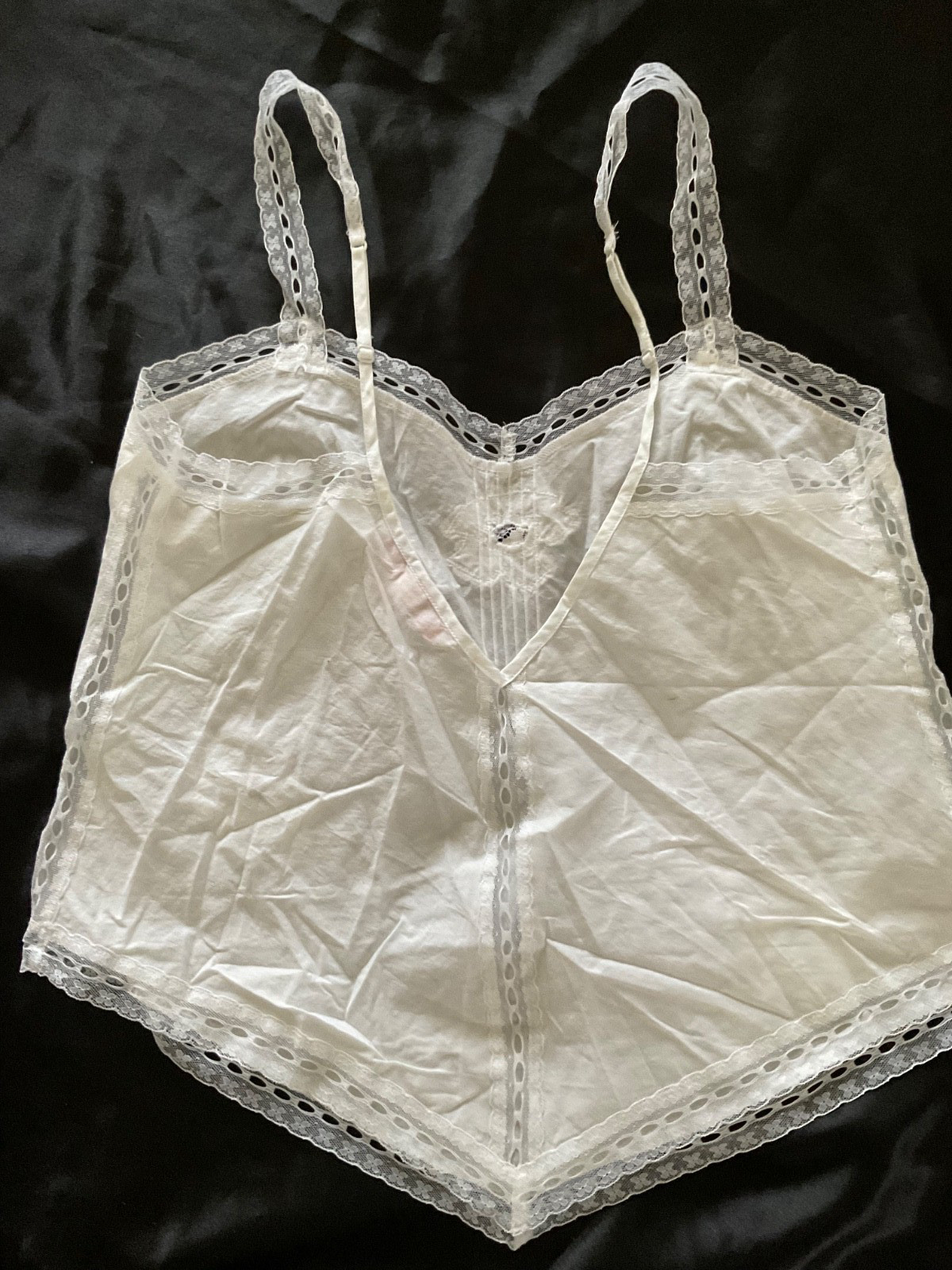 Vtg Victoria&rsquo;s Secret Sleep Tank Top Cami Sz. S White Cotton Lace Trim Boho