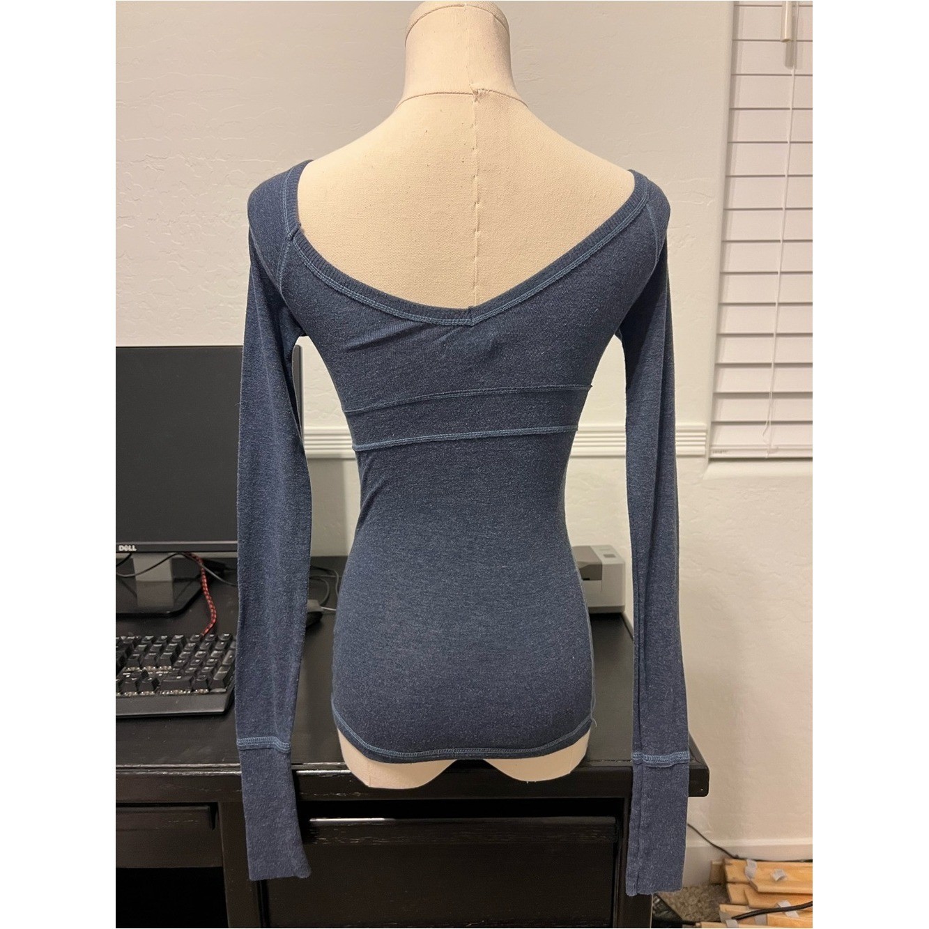 vintage abercrombie babydoll fitted long sleeve top