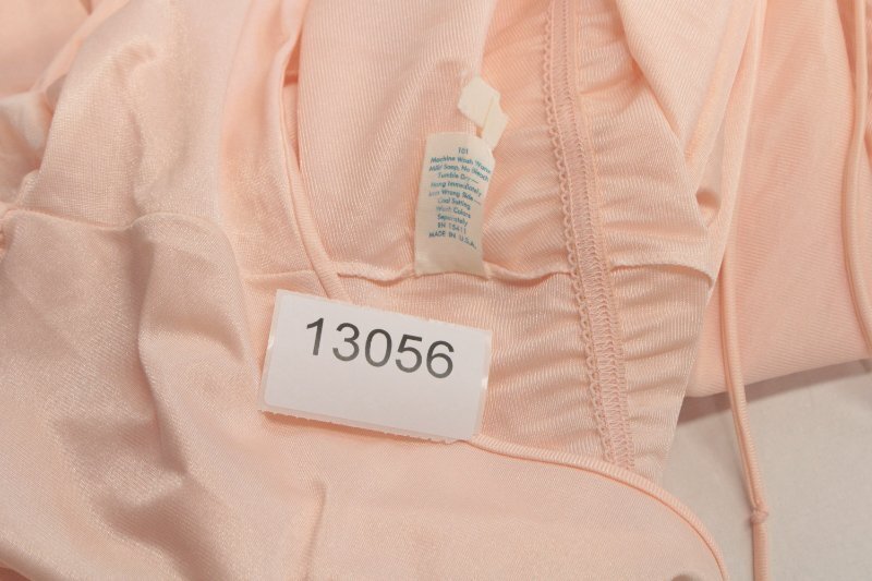 Vintage Movie Star Robe M L Peignoir House Coat Peach Nylon USA