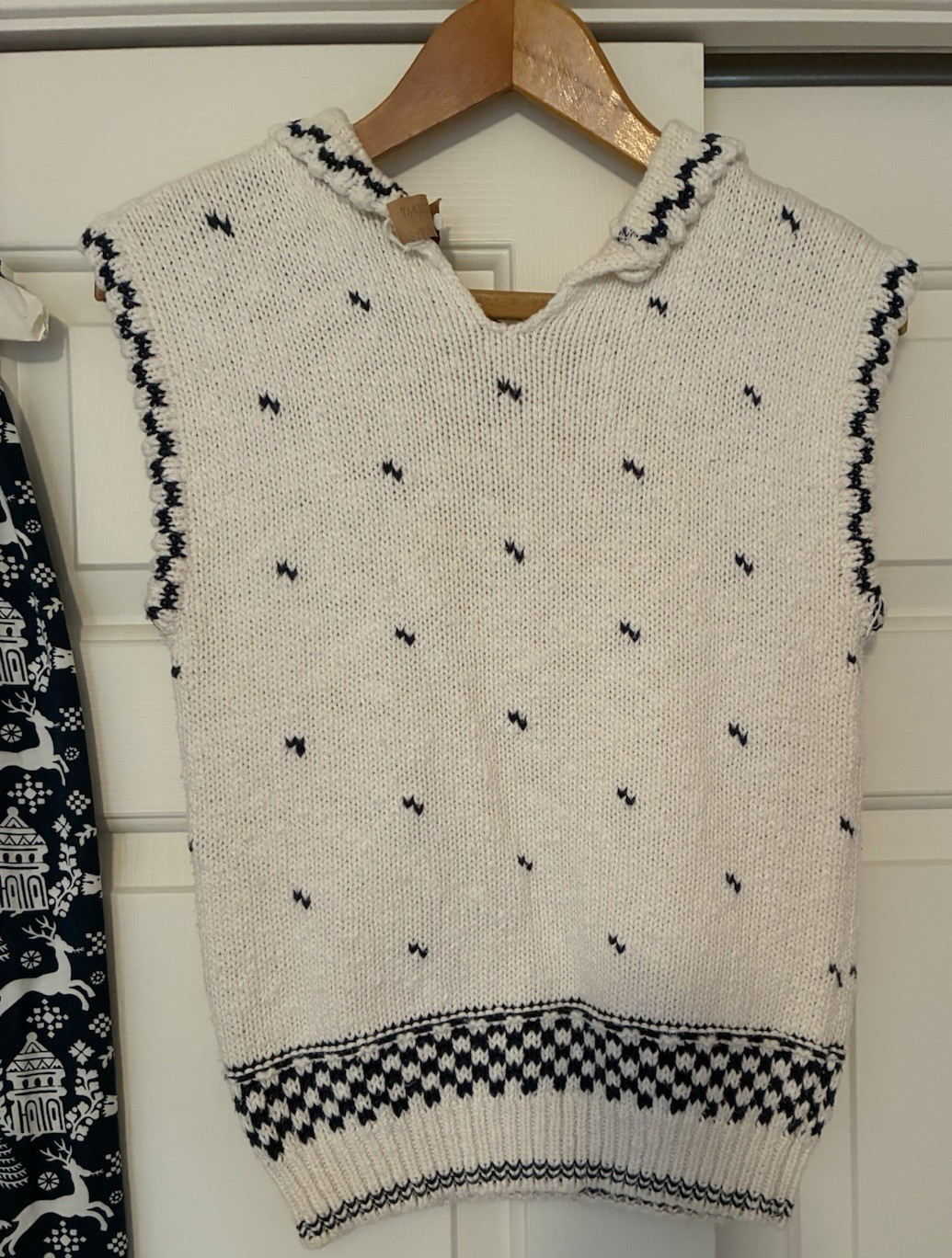 Vintage Two Piece Cullinane Pleated Skirt and Knitted Top – Blue and White – M