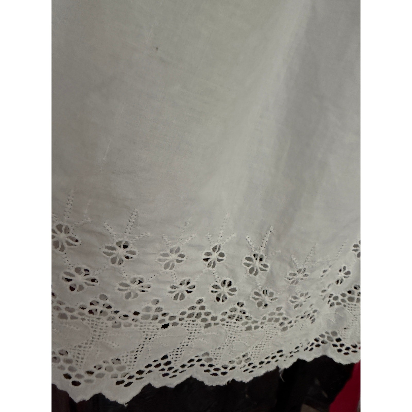 Antique edwardian hand embroidered Petticoat skirt waist 28-29&Prime;