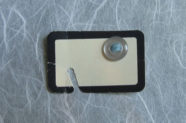 PRINGLE of SCOTLAND NEW GENUINE SPARE BUTTON in LIGHT BLUE for CASHMERE SWEATER