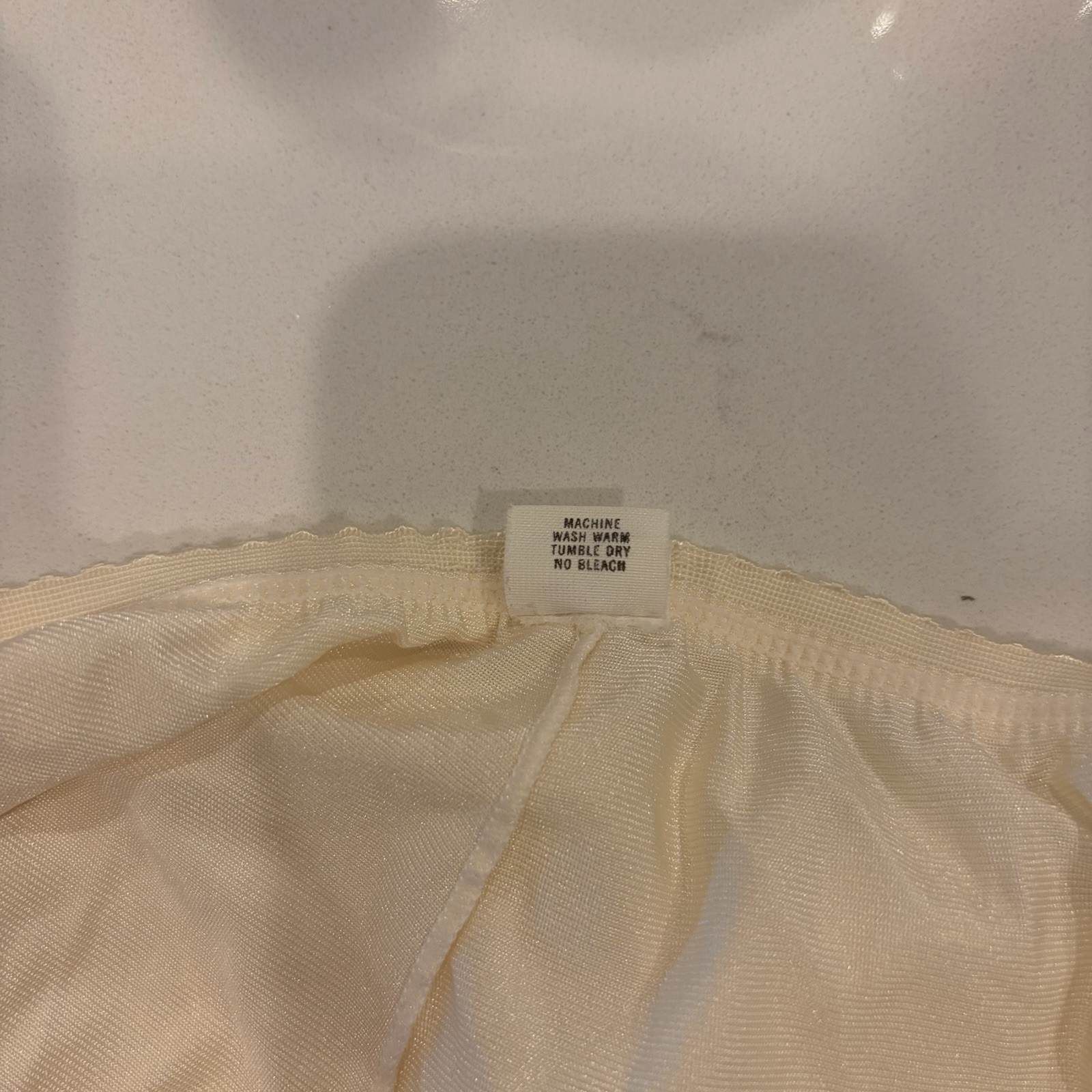 Vintage Shadowline Half Slip Womens XL 26” Ivory Nylon Lace Hem Skirt Slip