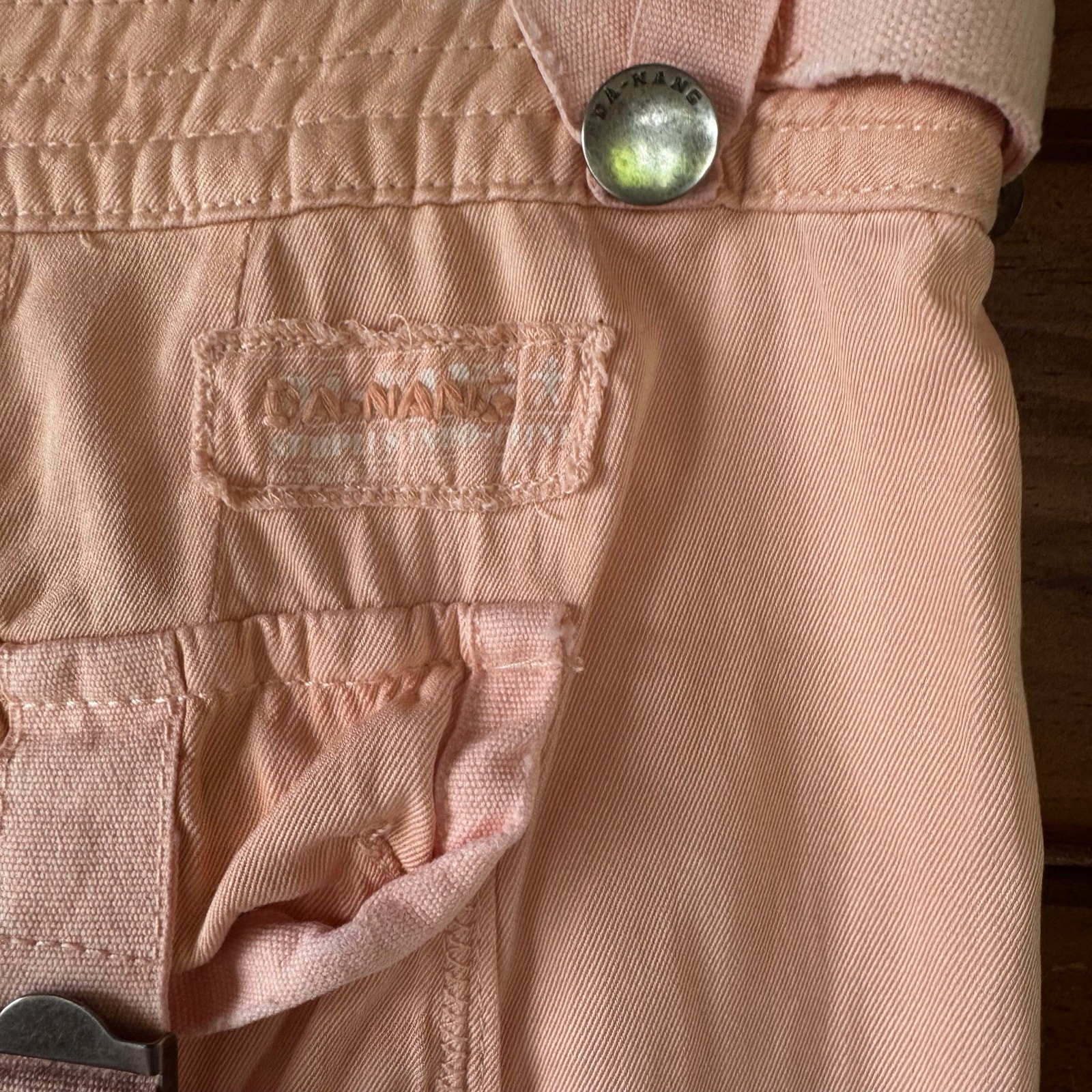 VTG Y2K DANANG Melon Blush Pink Silk Low Rise Embroidered Cargo Shorts Size M