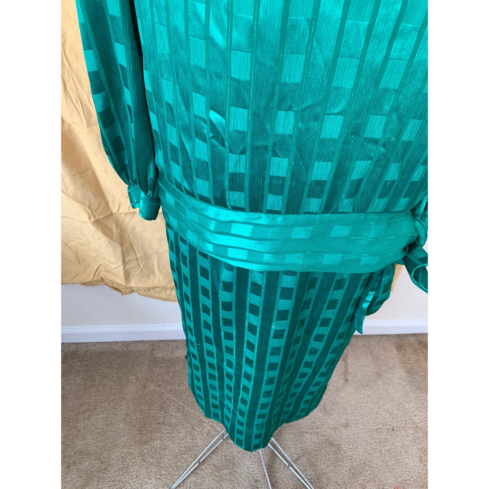 Vintage 80s Emerald Green Metallic Dropwaist Dress Size 8