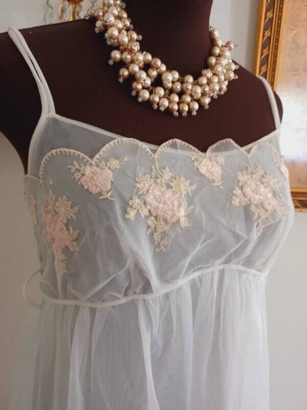 Vintage 60&rsquo;s Chiffon Nightgown Dress Lisette Lingerie So Pretty