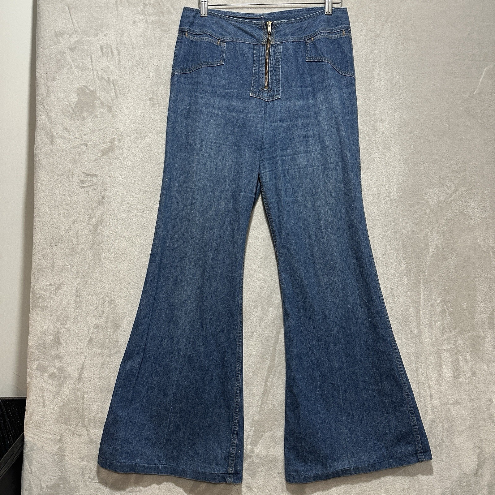 VTG 60’s 70’s Wrangler Misses Jeans 15/16 Flared Leg Bell Bottom Denim USA Made