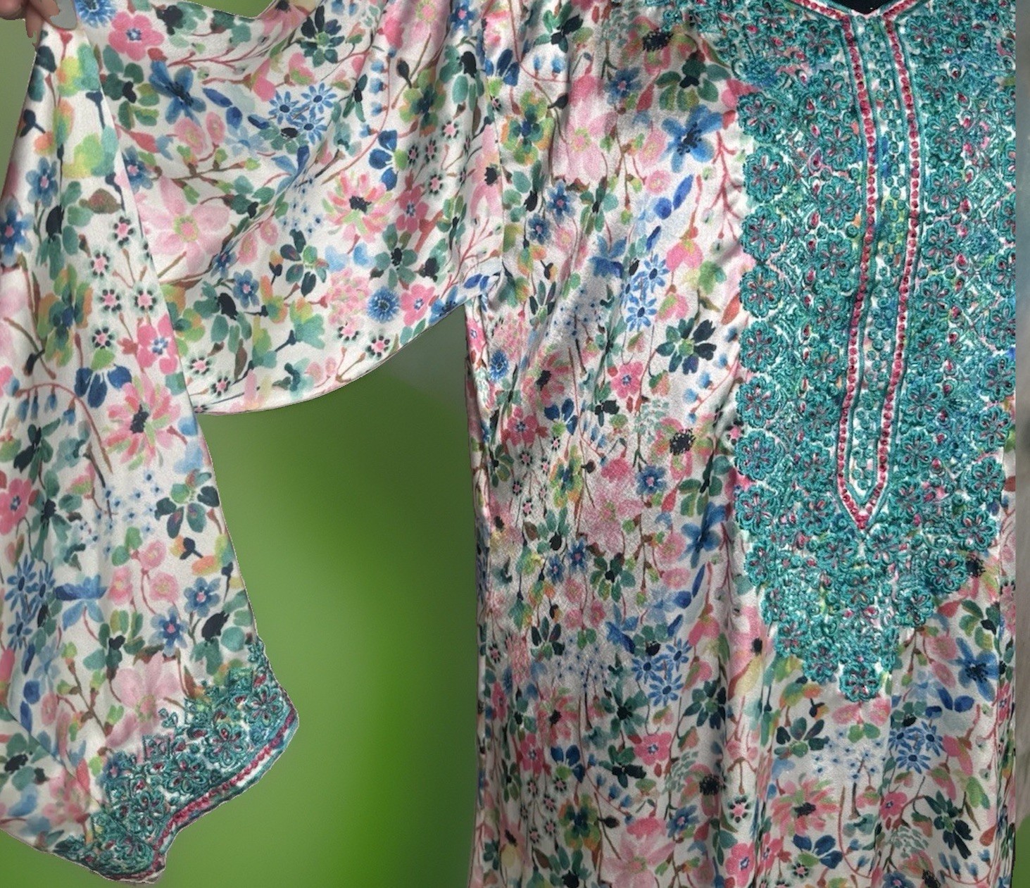 Vintage Embroidered Satin Caftan | Boho Hostess Gown | Glam Duster | Resortwear