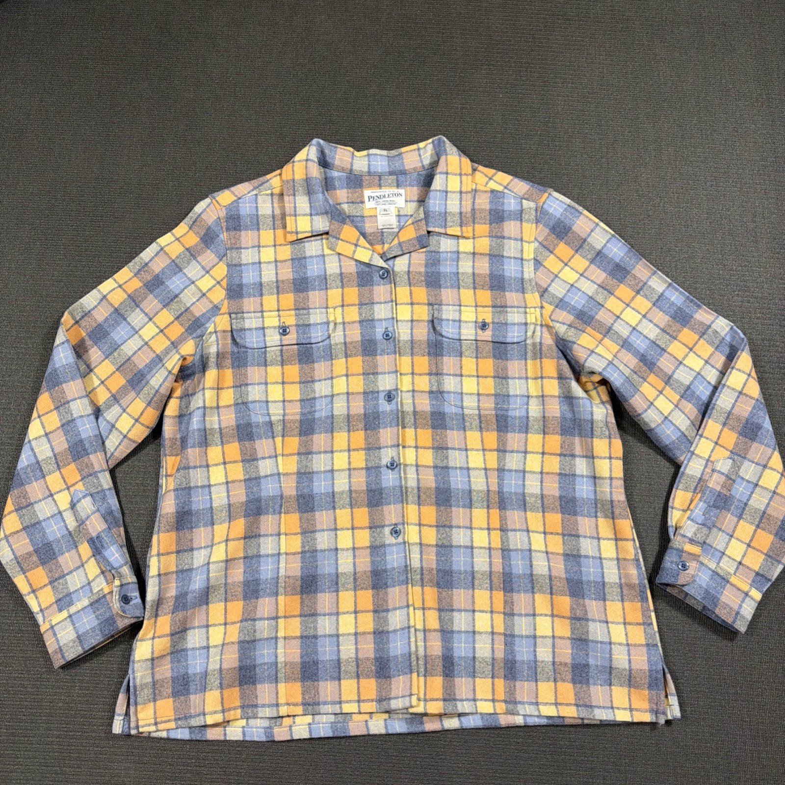 Vintage Pendleton Women’s 100% Virgin Wool Plaid Long Sleeve XL Button Up