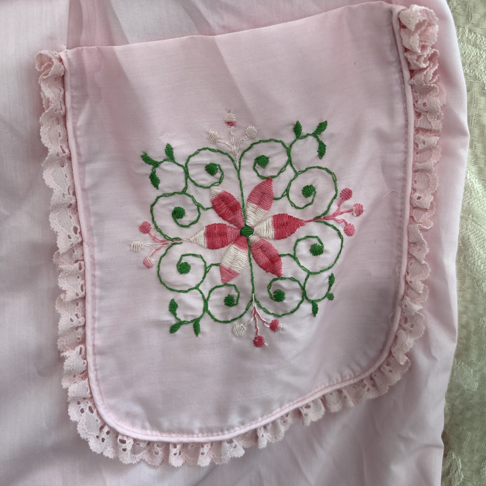 Sears The Comfort Coat Pink Embroidered House Dress Duster Robe Cottagecore Sz16
