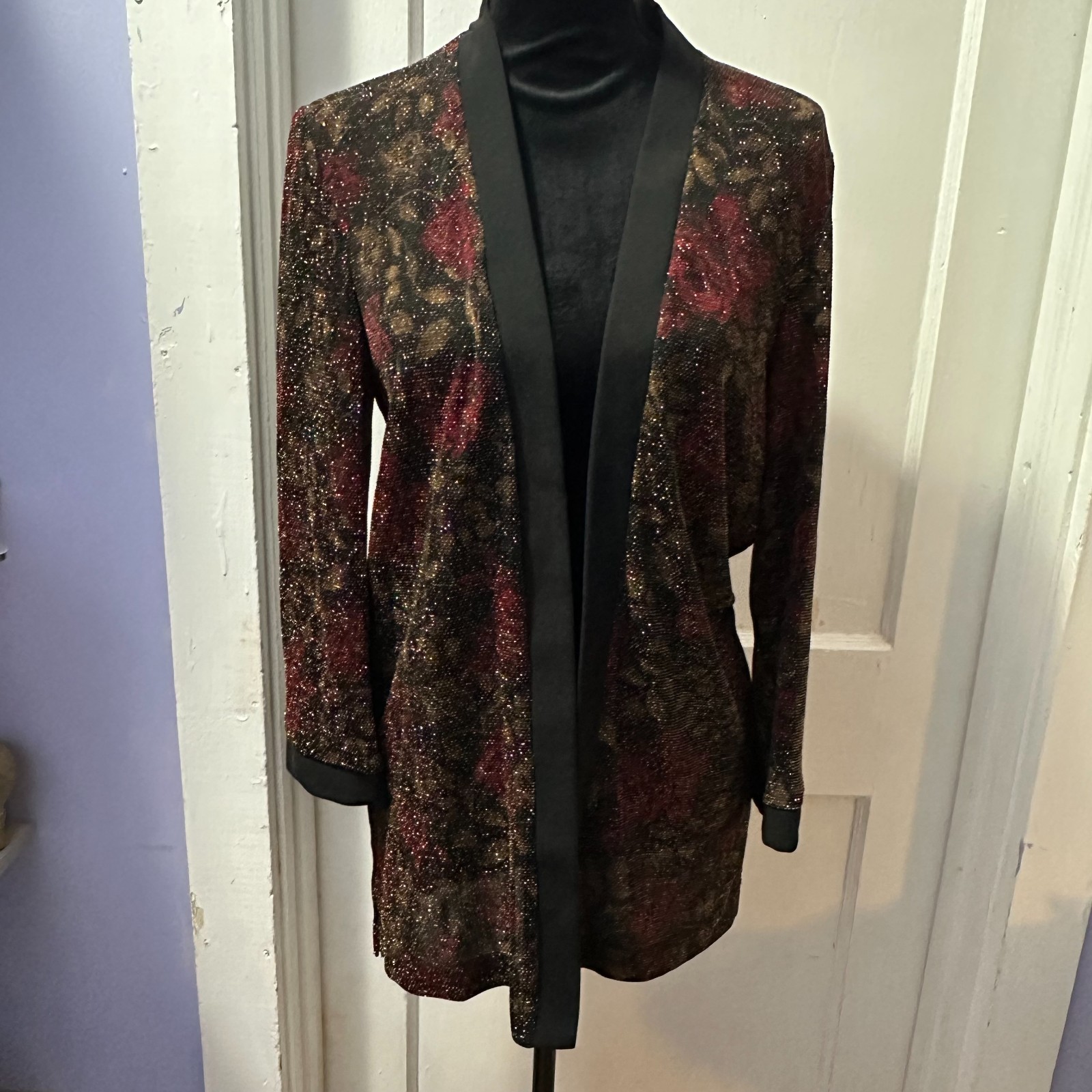 Miss Dorby Vintage Black Floral Patterned Cardigan with Gold Details in 10