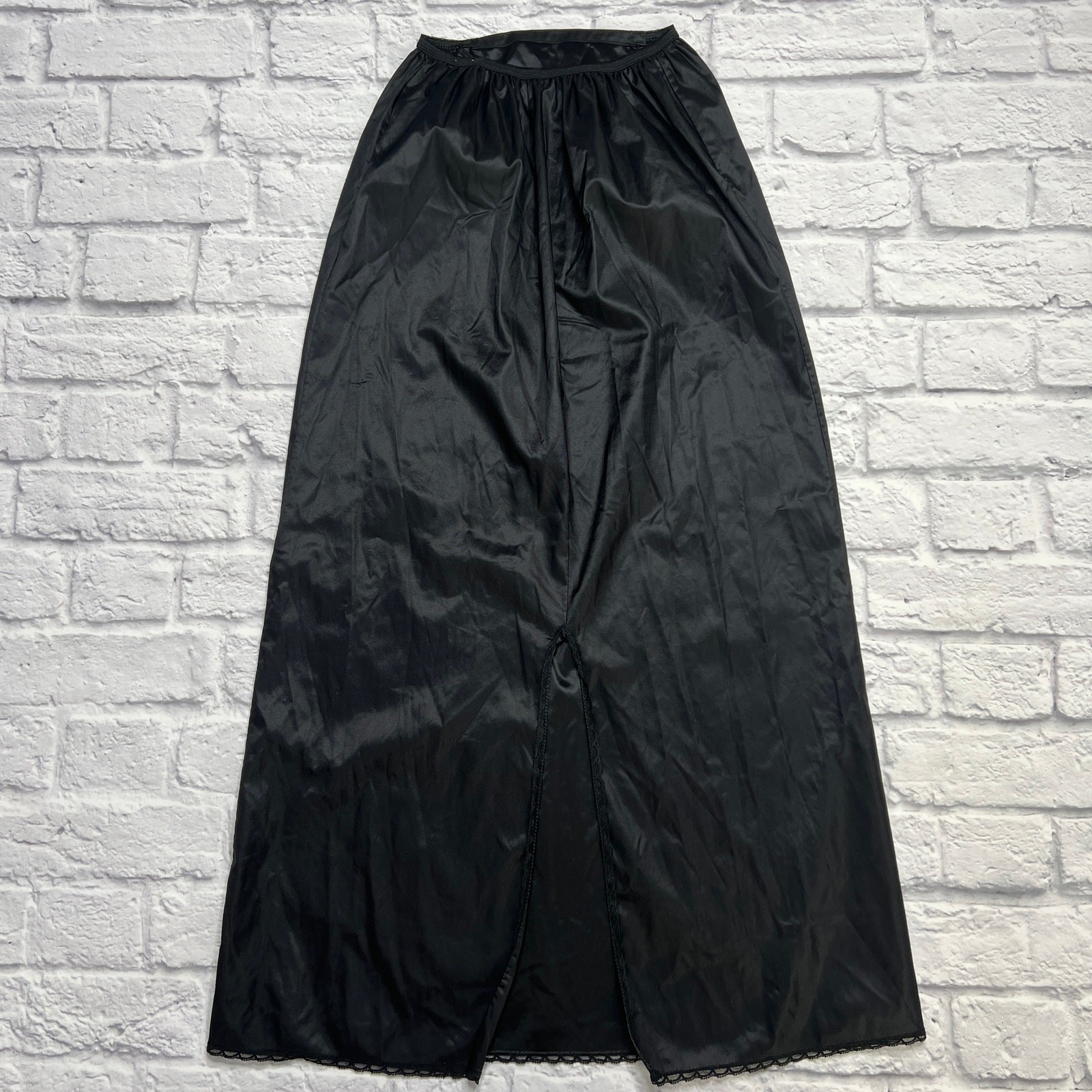 Vintage Vassarette Black Half Slip Long Lace Trim Size M Pillow Tab Skirt