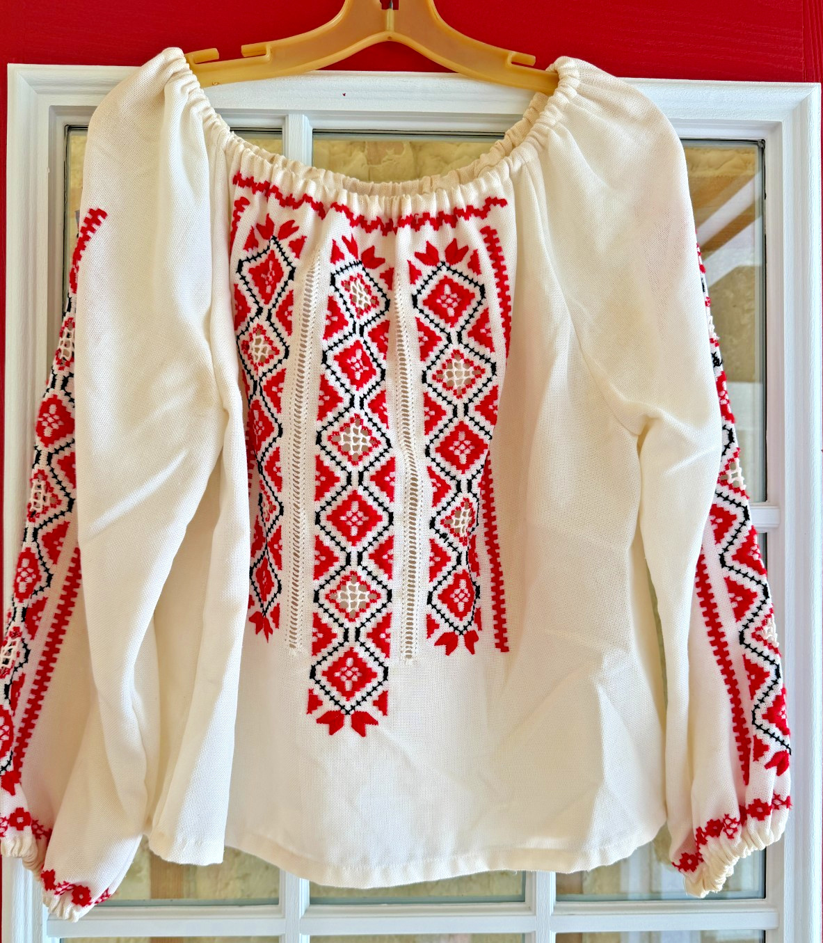 Vintage Hungarian Blouse Embroidered Peasant Top Ethnic Folk Shirt Cross-Stitch!