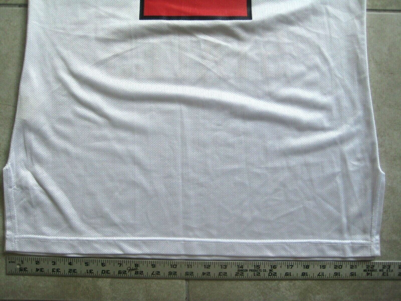 Vintage Lady CHAMPION UNITED STATES USA White Basketball #2 Jersey USED 12 SMALL