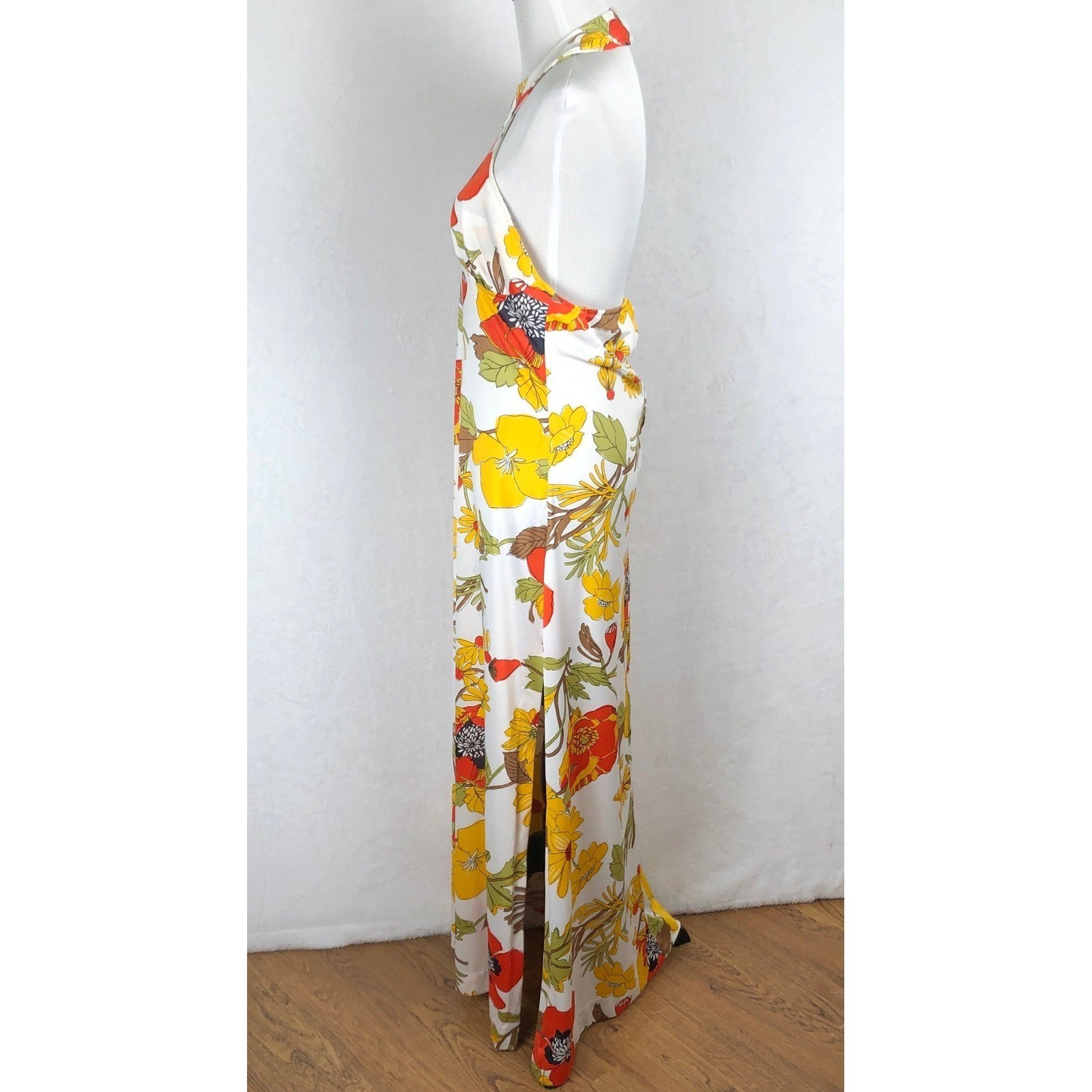 VTG 70s Floral Poppy Open Back Round Neck Halter Maxi Dress Sz S/M White