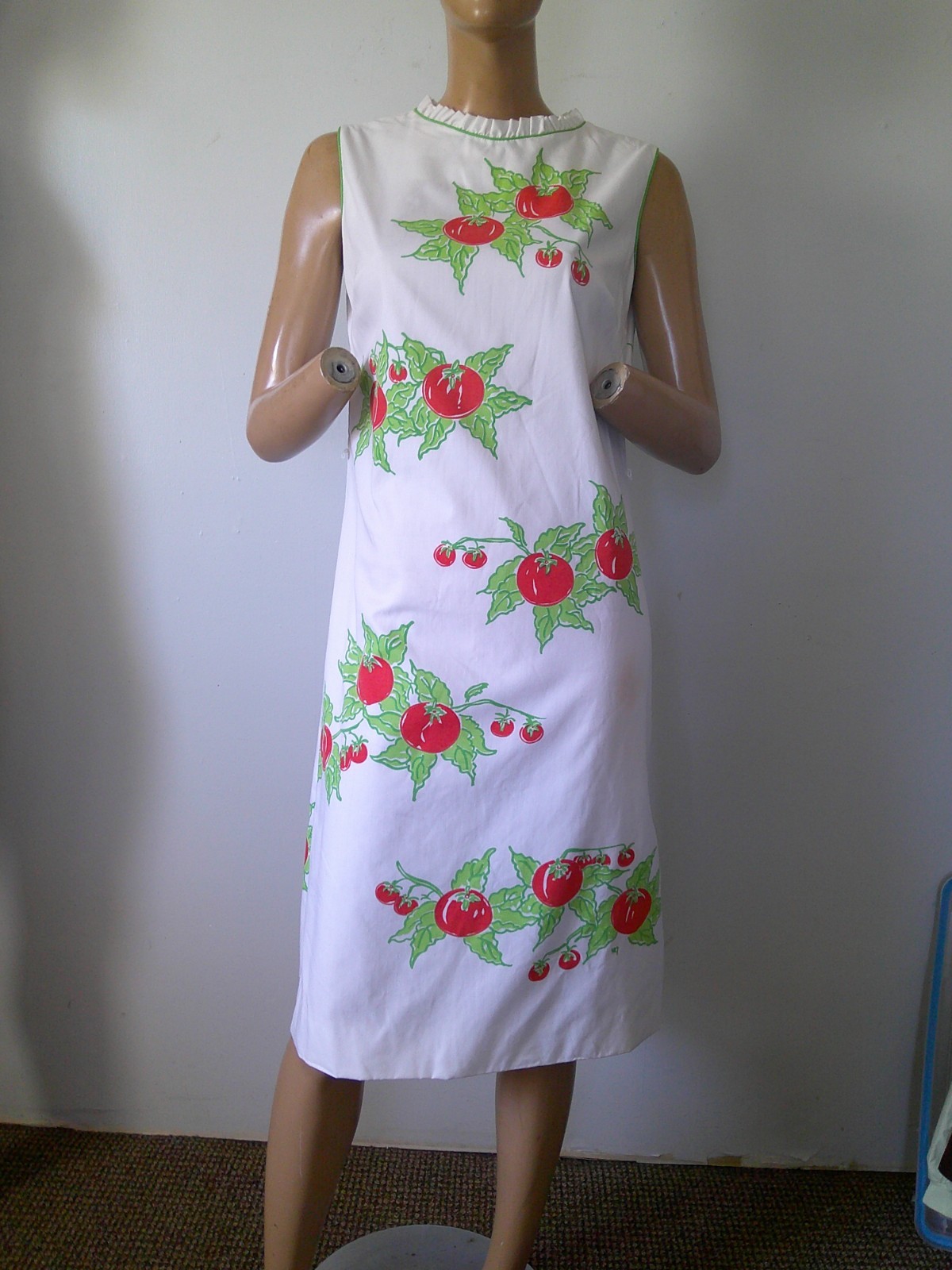 Vtg 60&rsquo;s VESTED GENTRESS Pop Art Whimsical TOMATO Tomatoes Print Sheath Dress 12