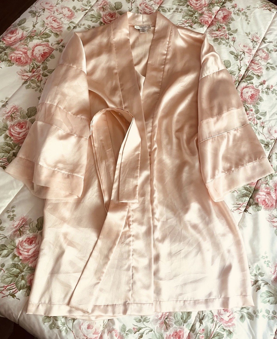 Vintage Valentino Intimo Satiny Soft Robe w Sheer Stripe Arms Peachy Pink Sz L