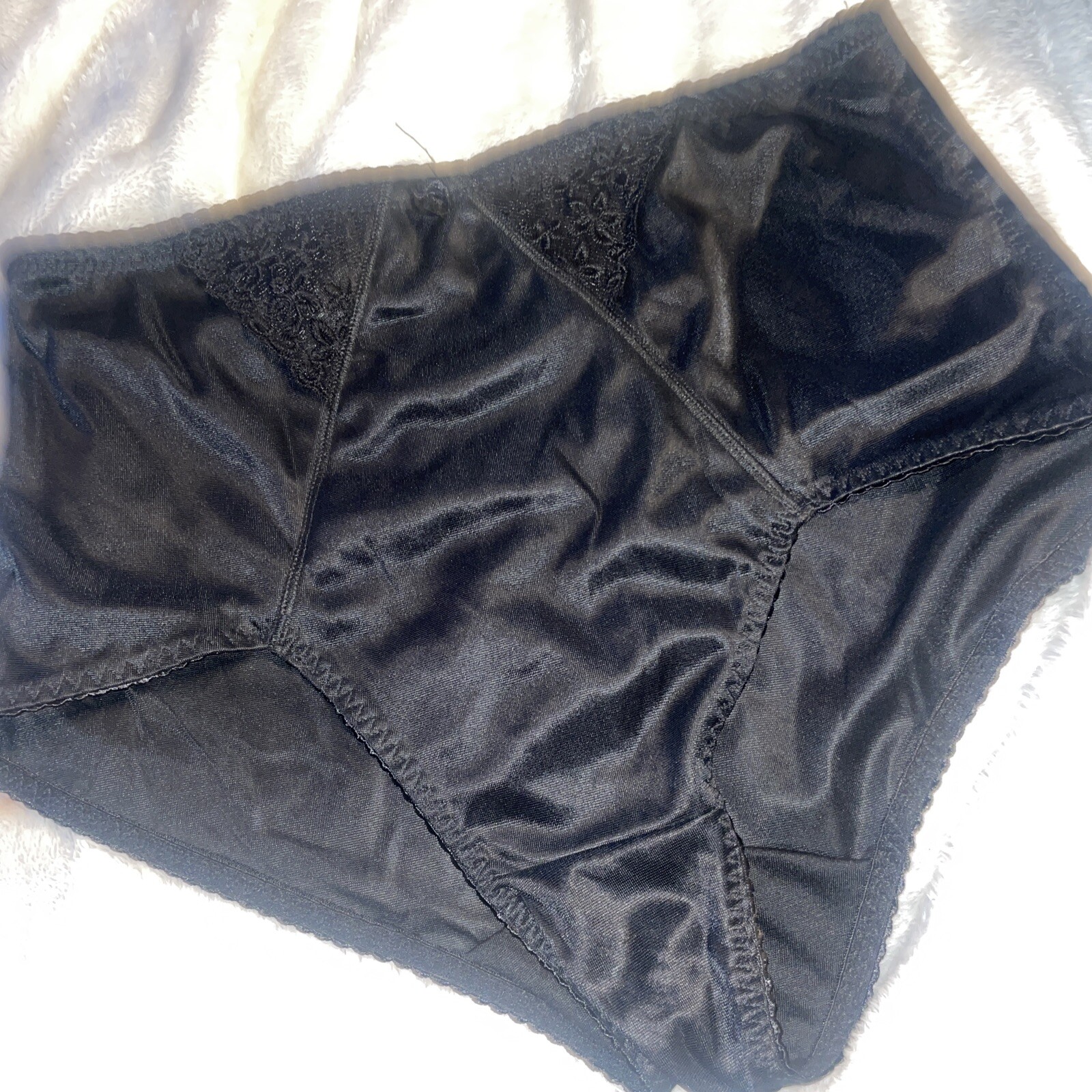 Black Shaper VINTAGE panties Polyester spandex Black Lace trim sides NWOT ￼XL