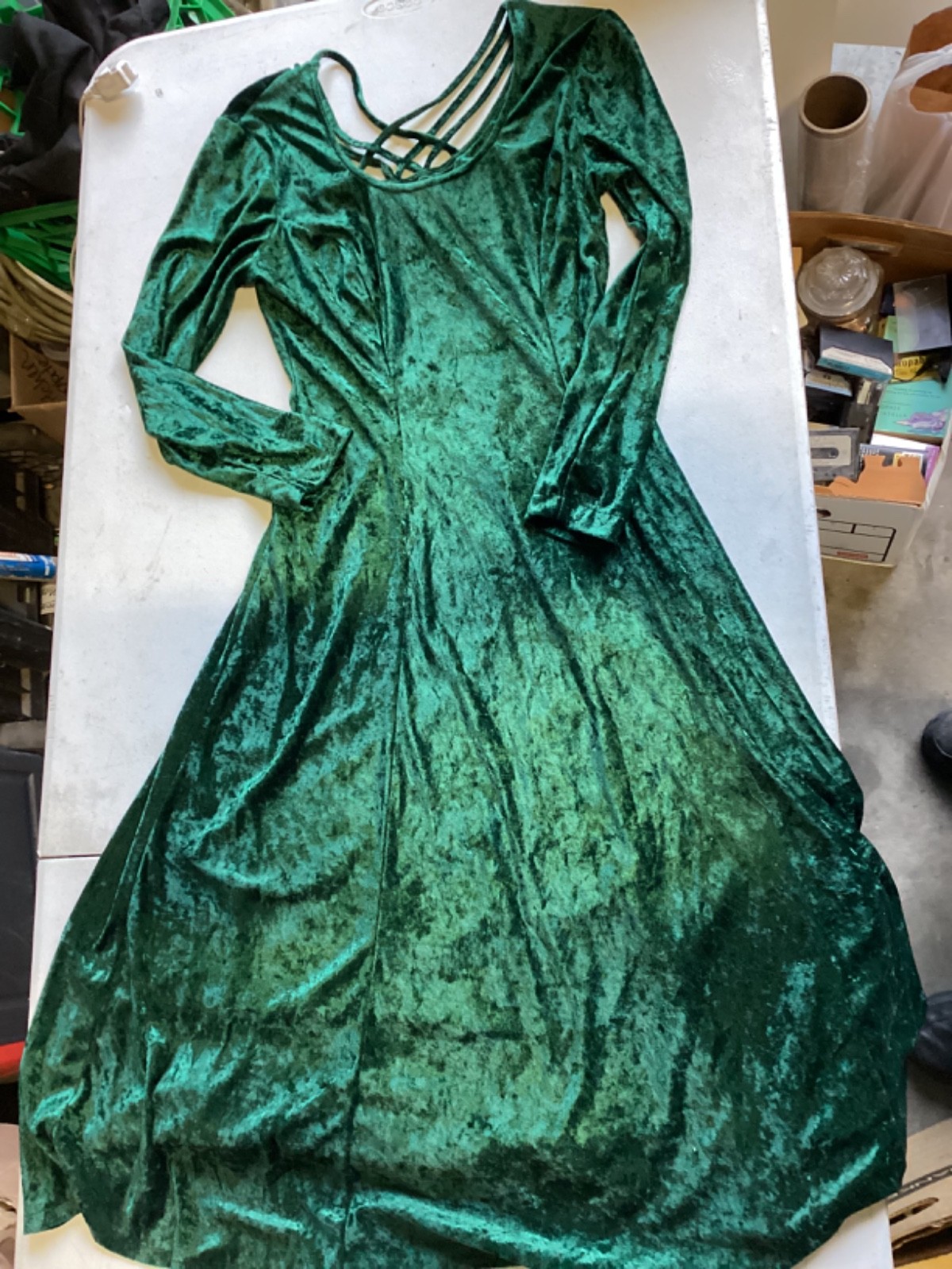 Emerald Green Velvet Dress With 28” Waist Tag Was Cut Off