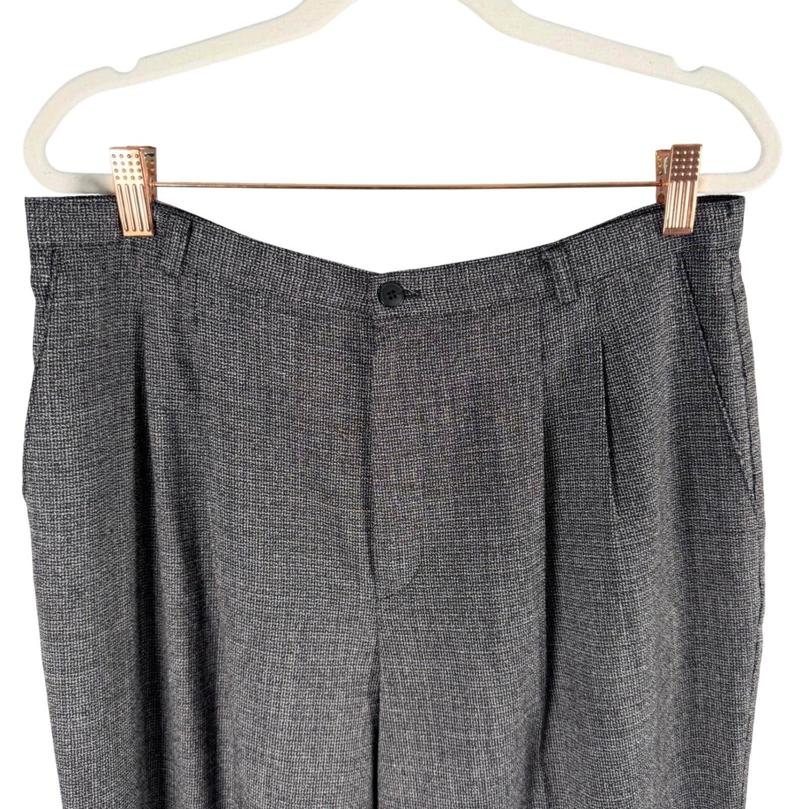 C.B. Collections Petites Vintage 2 Piece Pant Suit Set Gray Textured Size 12/14