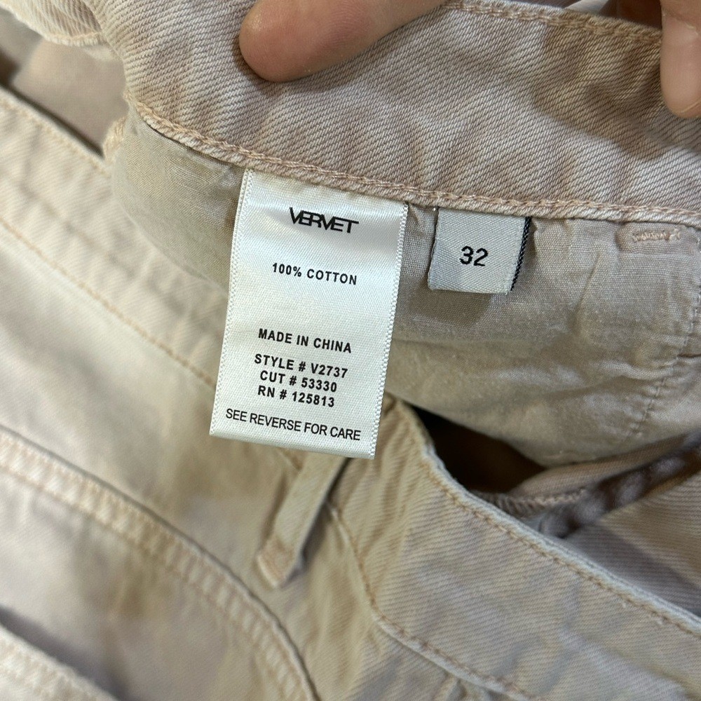 Vervet Cropped Distressed Jeans
