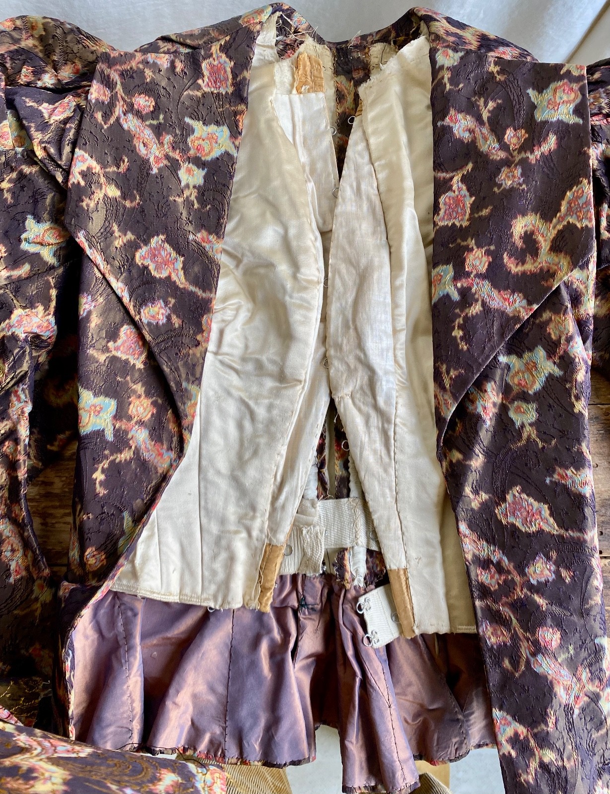 1890s Silk Jacquard Bodice Watercolor Print Puff Sleeves Antique Victorian XS