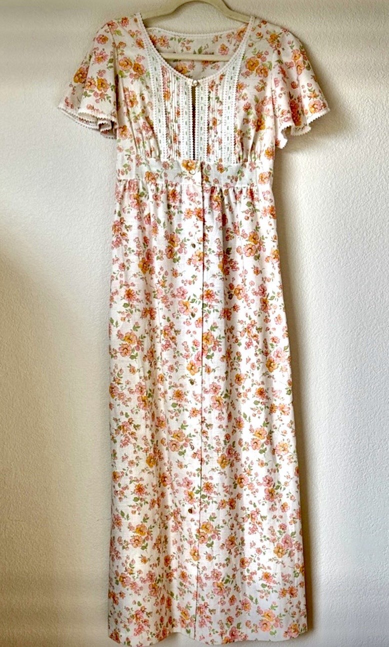 Vintage 1970s Floral Maxi Dress Sz S/XS Romantic Prairie Summer