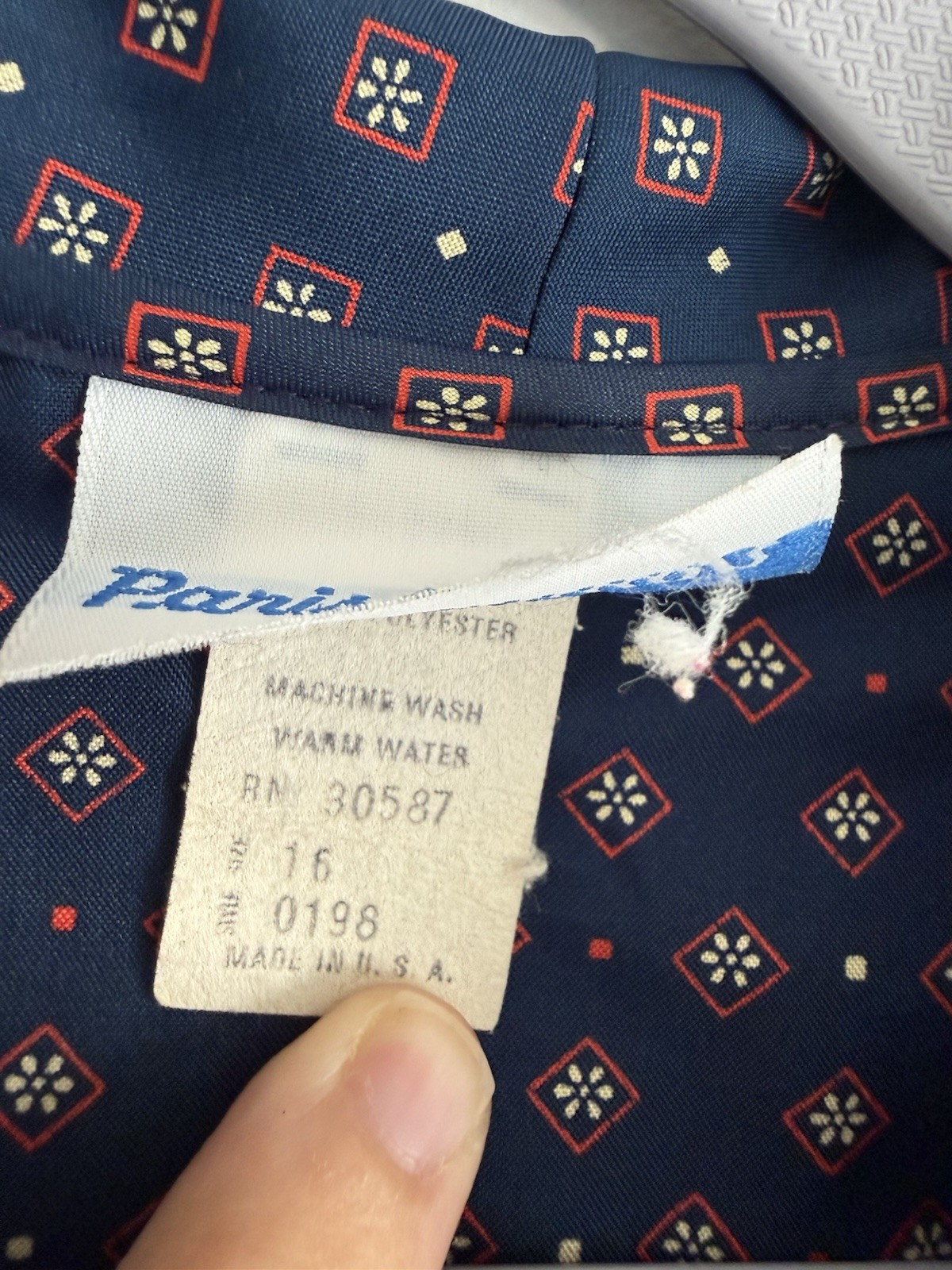 Paris Station Vintage Women’s Neck Tie Bow Blouse Size 16 Navy Floral Print