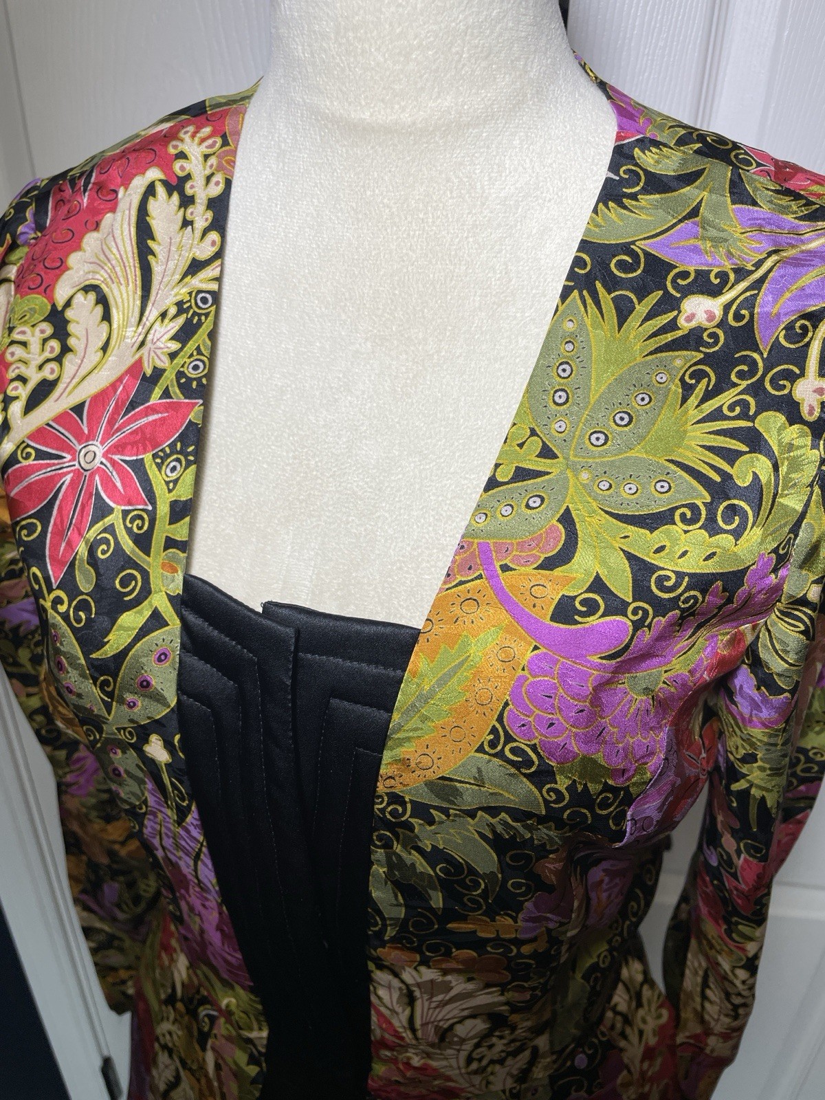 Vintage Luxury Silk Floral Coat Dress Quilted Trim Stanley Platos Martin Ross