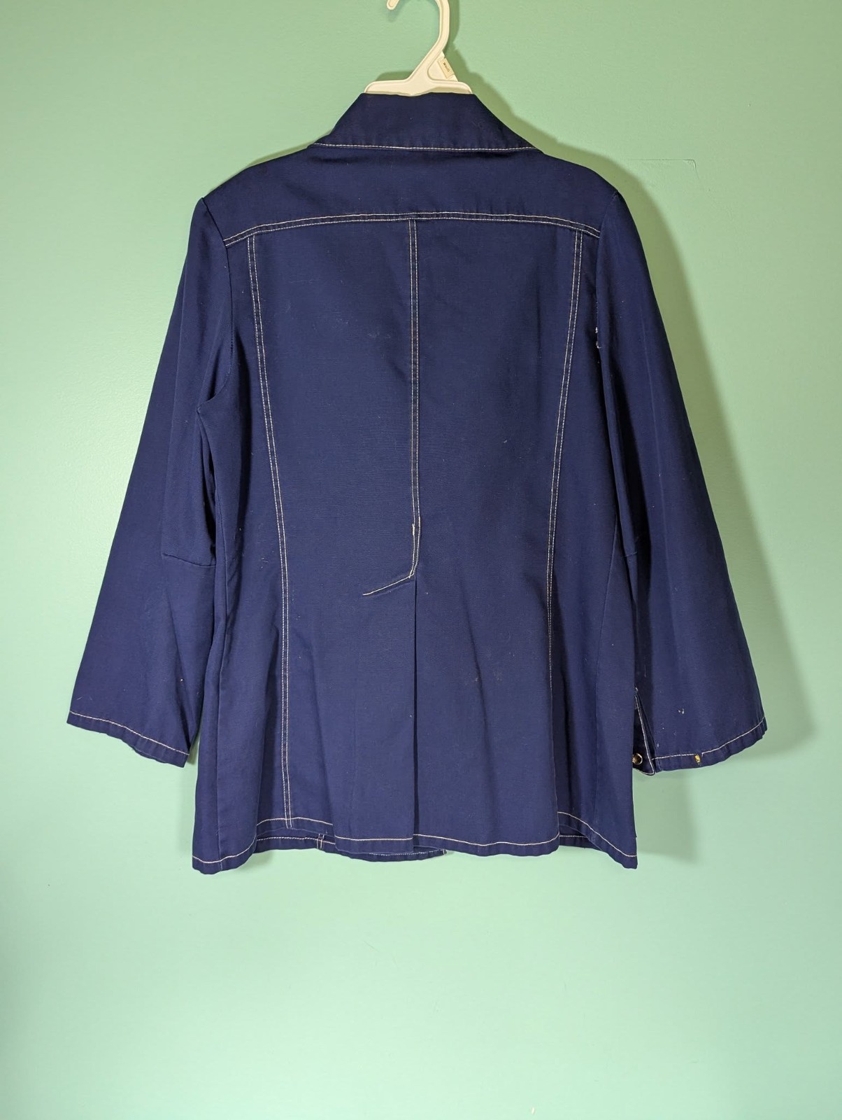 Berni woman&rsquo;s Button Up blouse Made In Hong Kong Vintage