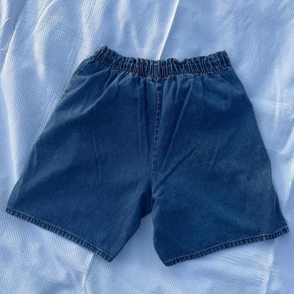 Vintage Ciscane Blues Denim Elastic Waist Shorts (Size 14) Waist 30-32&Prime;