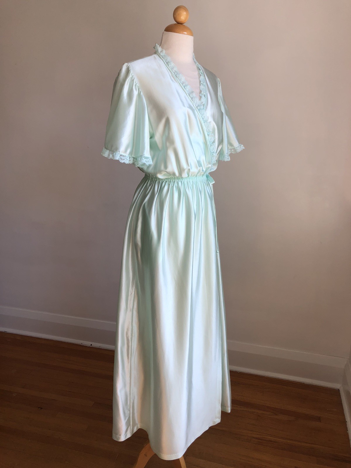 GORGEOUS VTG VAL MODE Blue Lacey Full-length Robe Dressing Gown Lingerie SZ M