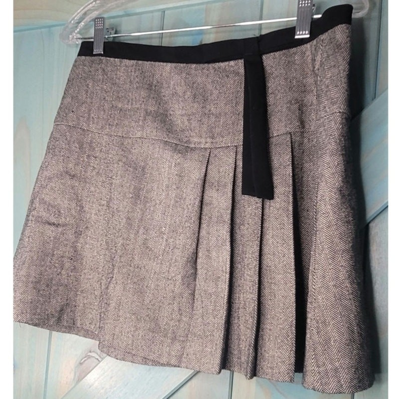 Vintage Tan Anna Paul Herringbone Mini Skirt Black Waistband Black Tie USA Made