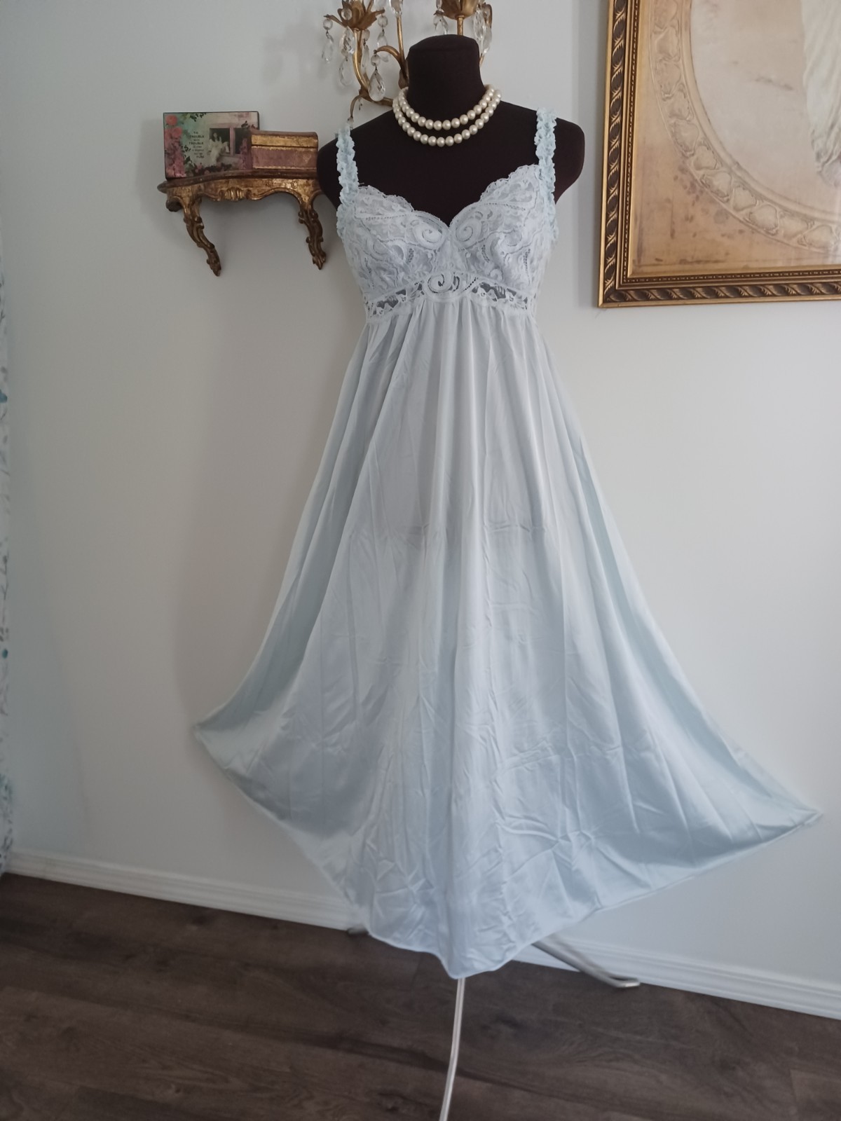 Vintage Olga Nightgown Dress Powder Blue Gorgeous 92040 Sz S-M 120  » Hem Sweep