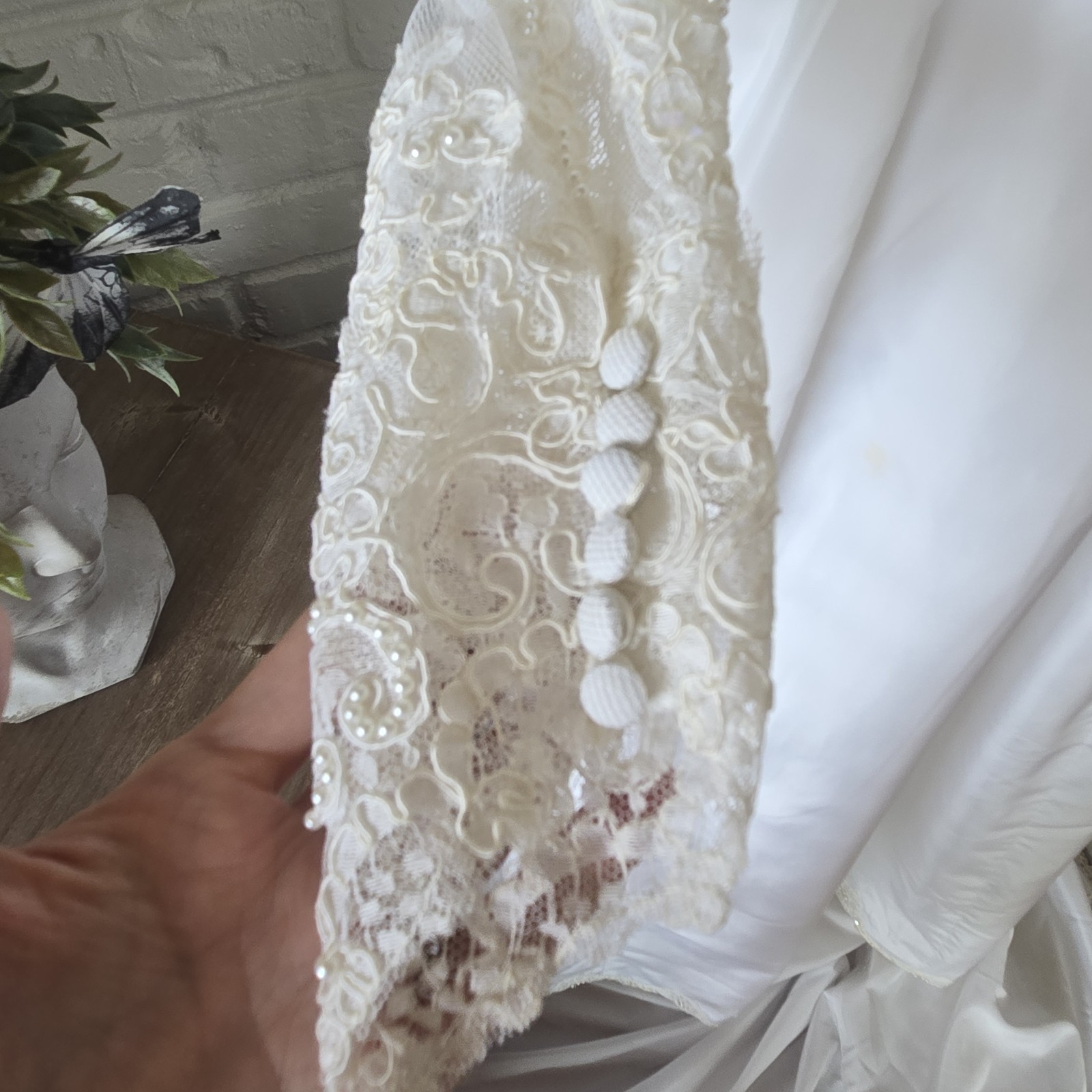 Vtg 80s Victorian Revival Wedding Gown, Beaded, Lace Trim, Train, XS/2