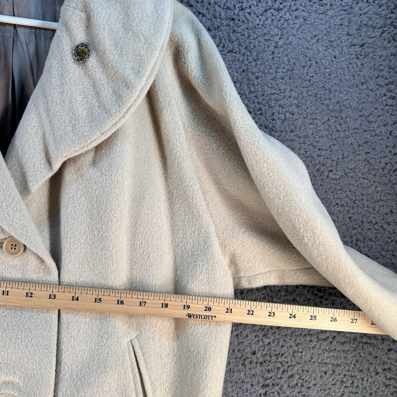 Vtg STROOCK Coat Womens Medium Cashmere Blend Beige Quiet Luxury Mob Wife Classy