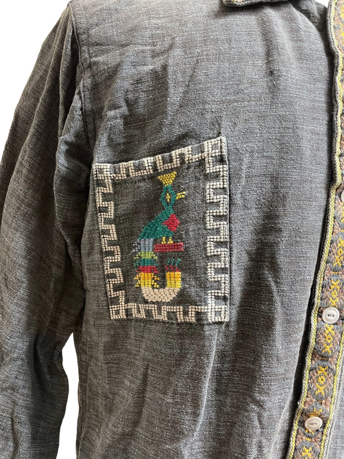 Vintage Chambray Denim Shirt Jacket Embroidered BIRDS Pockets Button Down