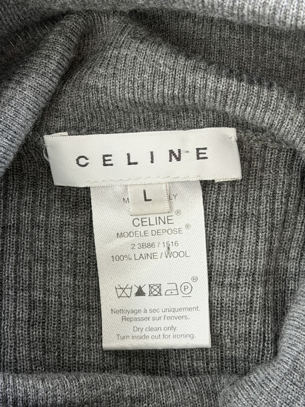 Vintage CELINE Wool Turtle Neck Long Sleeve Sweater Large 8 US Gray Chain Belted