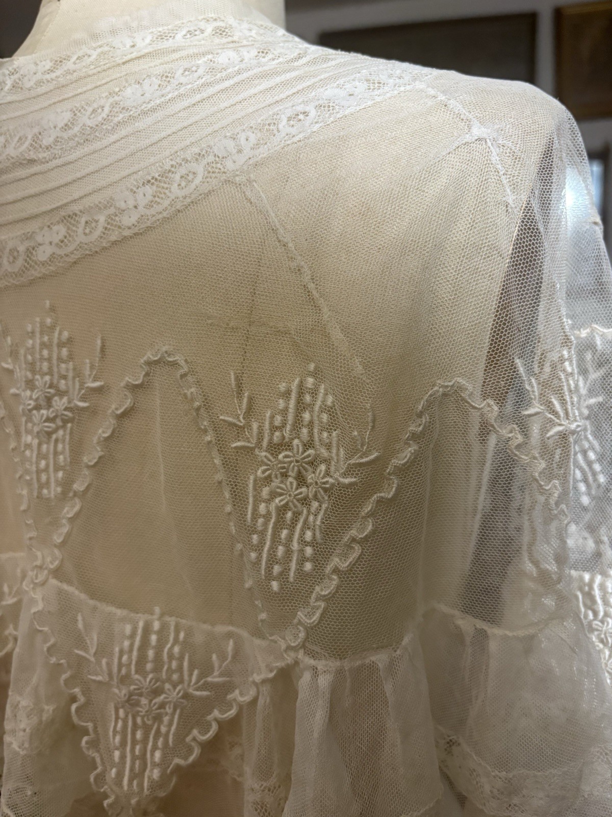 Antique Victorian Edwardian 1900s lace embroidery dress cape