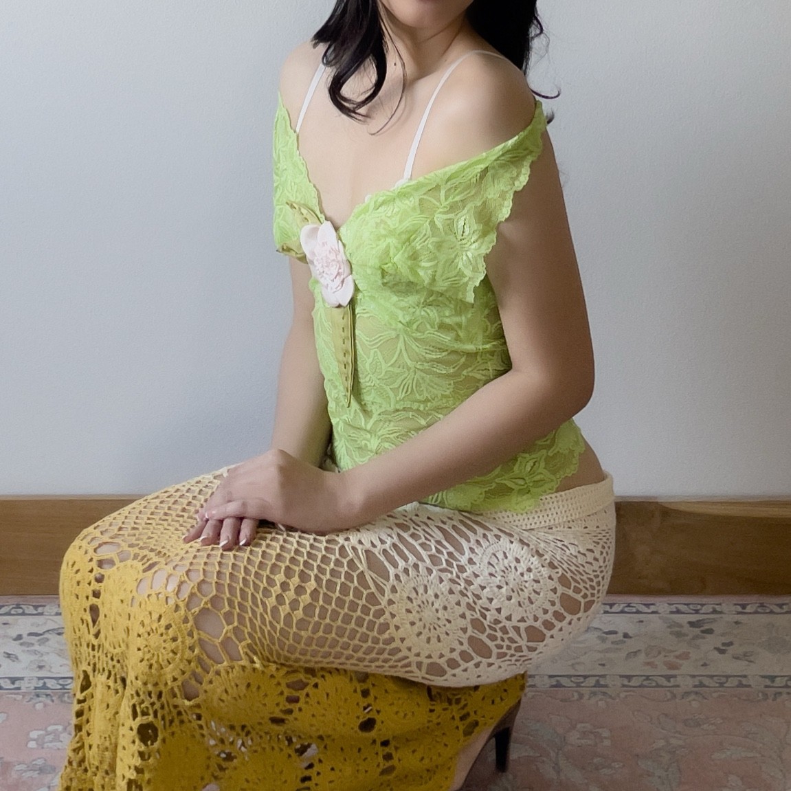 Romantic Frederick’s of Hollywood Y2K Lime Green Lace Sheer Halter Camisole (M)