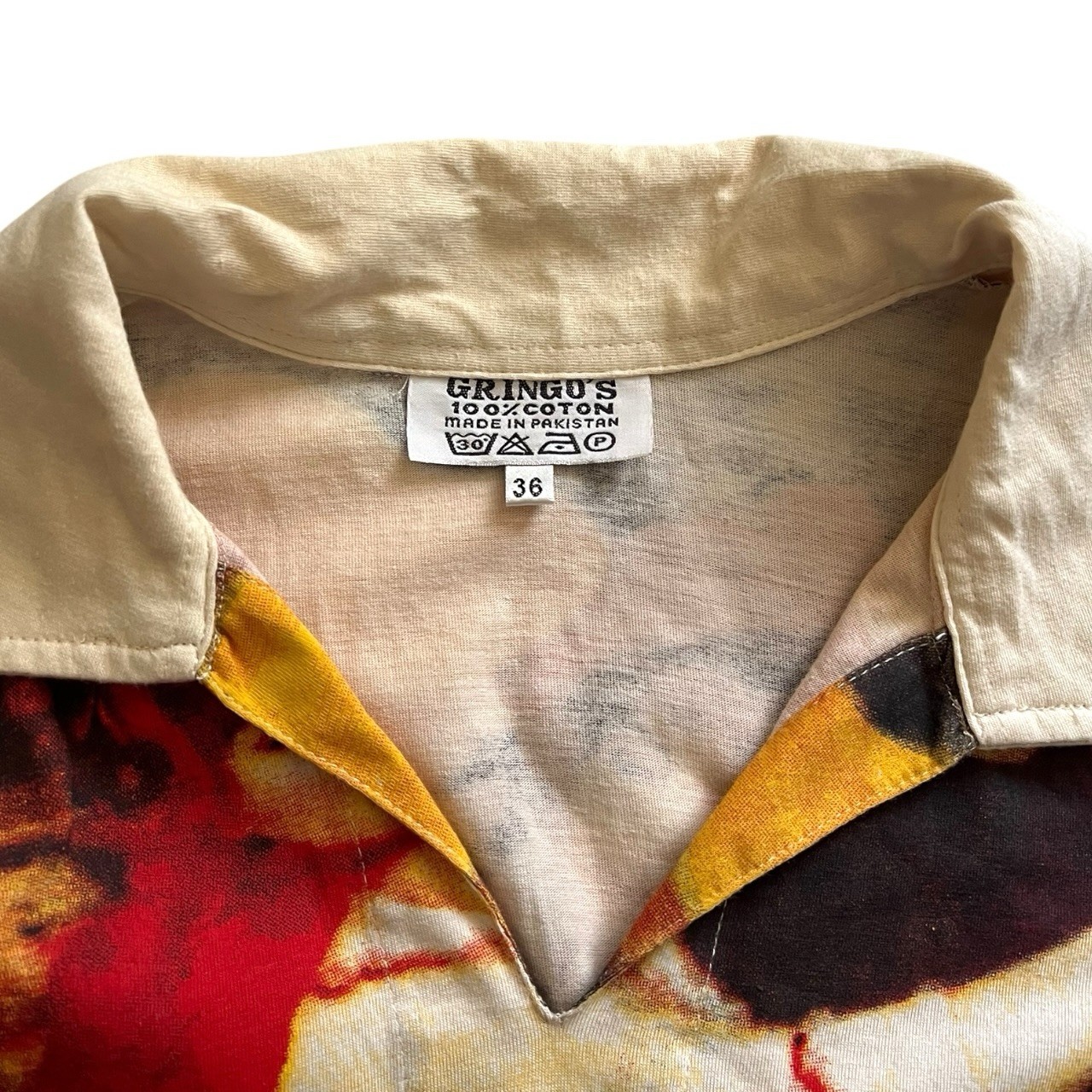 VTG Gringos Lovers Dancing at a Pub All Over Print V-Neck Collar Size M/L 36