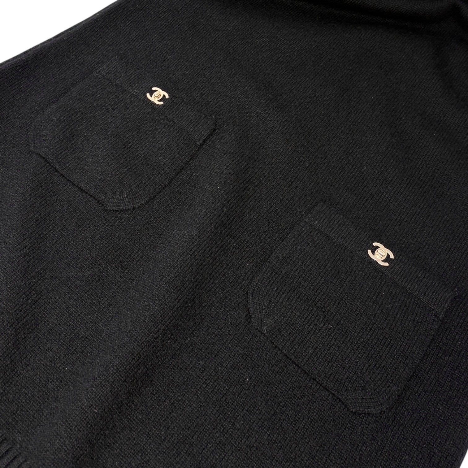 CHANEL Vintage P42027 CC Turnlock Sleeveless Cashmere Knit Dress #36 Black