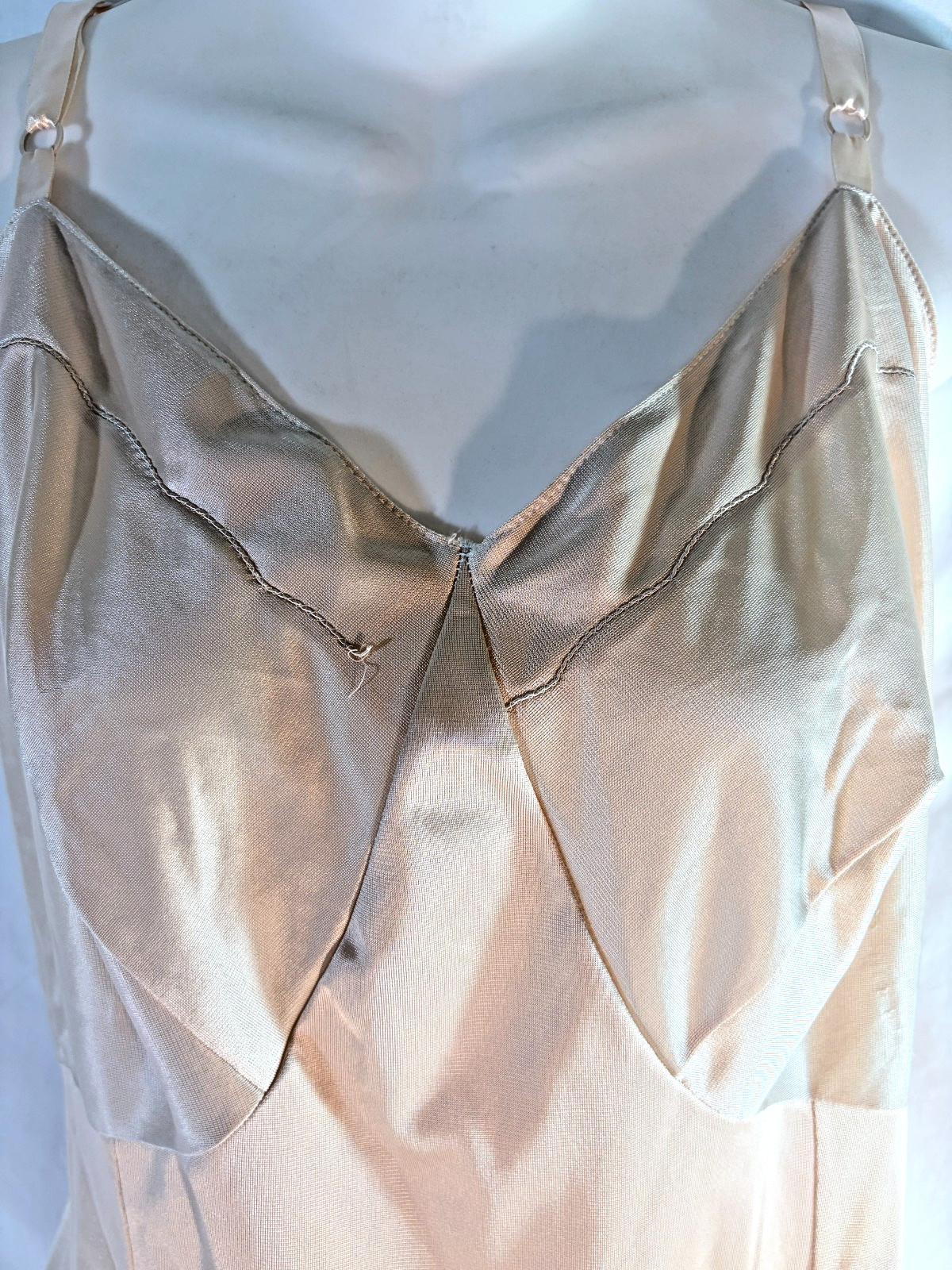 Vintage Sears Full Slip sz 44 Beige Slinky & Silky