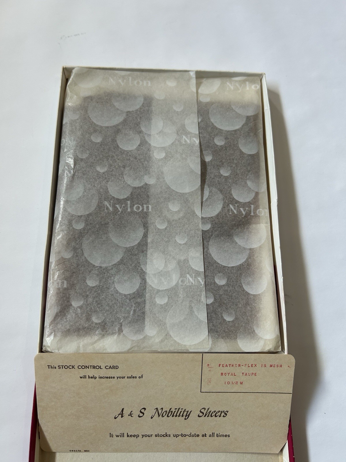 VTG A&S Nobility Sheers 2 Feather-Flex Nylon Stockings Royal Taupe 10.5 M w/Box